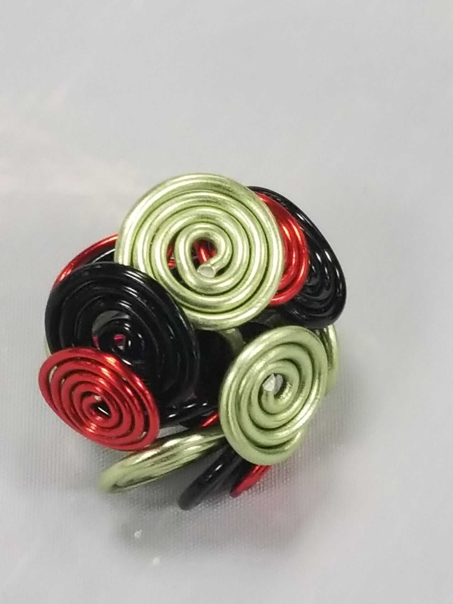 Red Black and Green Flower Swirl Ring